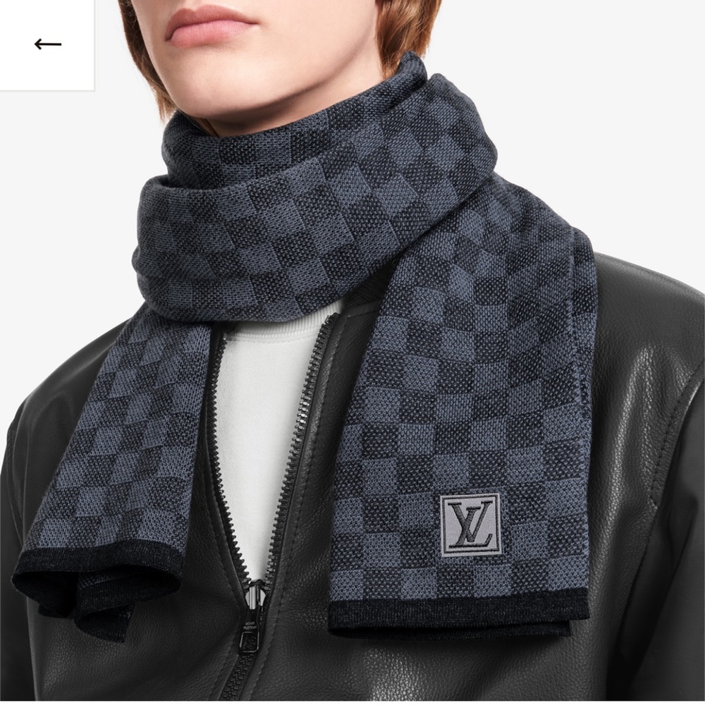 Brand New Louis Vuitton Petit Damier Scarf NM
